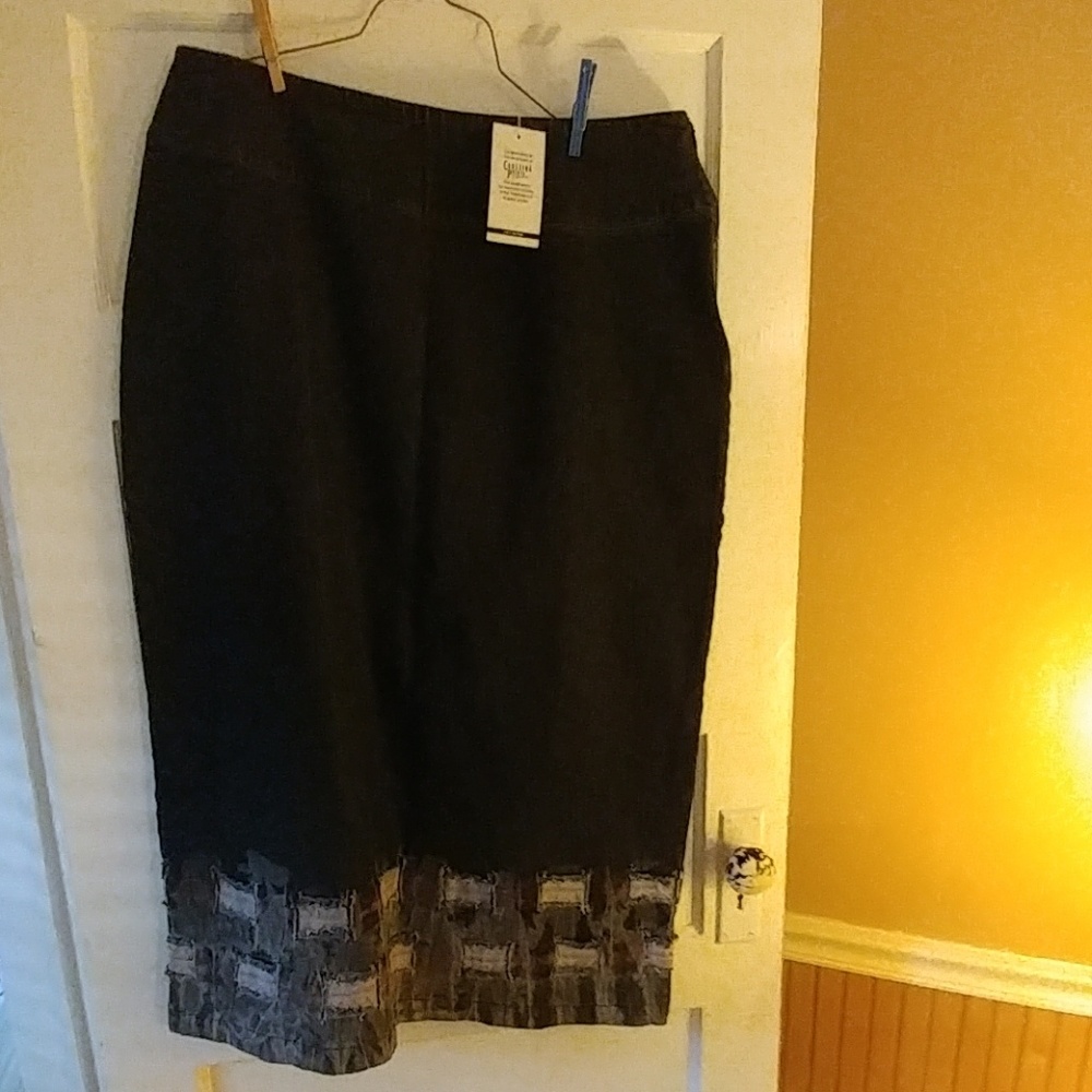 🐢Crossing Pointe - black denim skirt